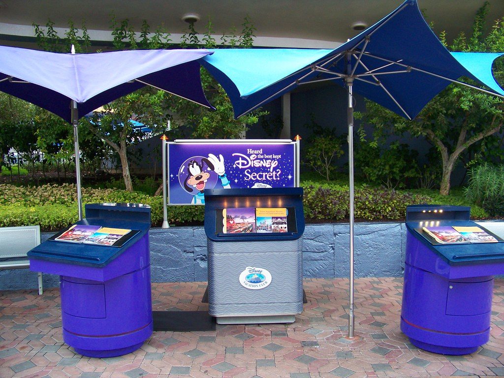 DVC kiosk at park